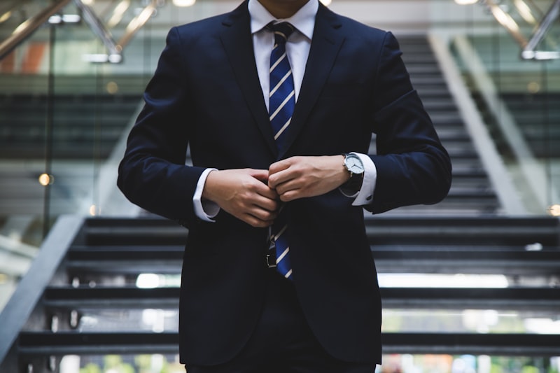 Top Corporate Law Firm in India - Legal Advisory Services Corporate Law Services - Business professionals in boardroom meeting