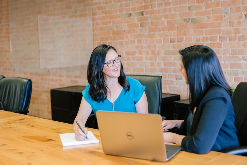 Expert Employment Law Services in India - HR Legal Advisory Labour and Employment Law - Diverse workplace with employees